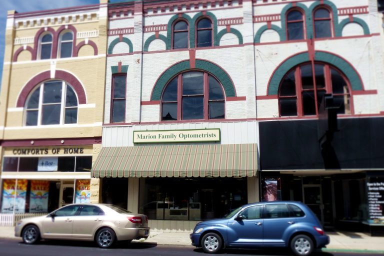 Exterior of Family Optometry in Marion IN